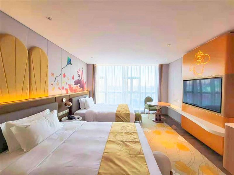 天津熊出没酒店